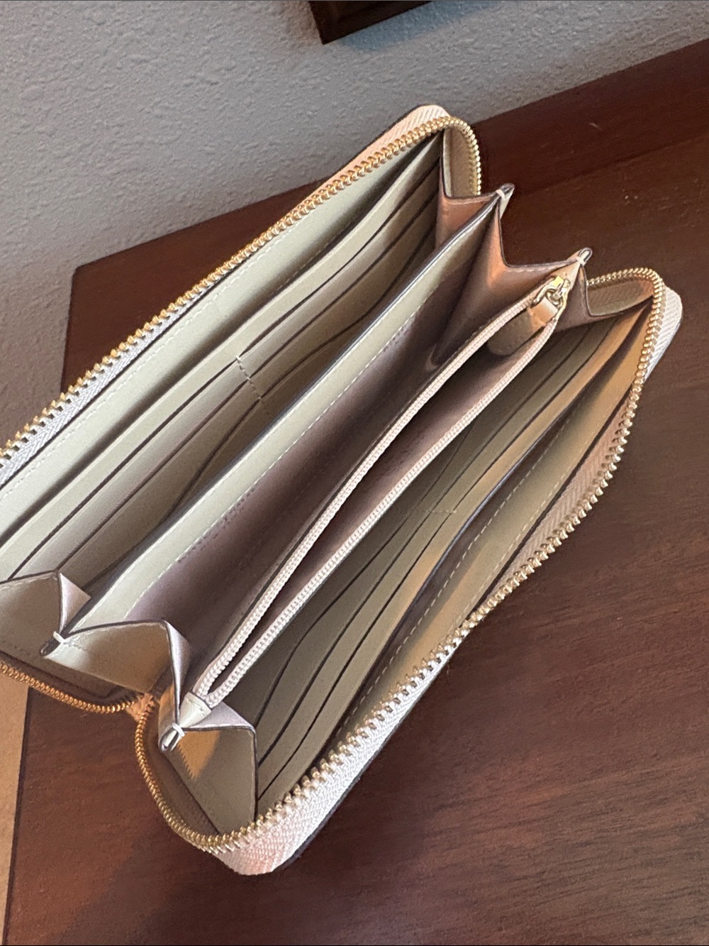 kate spade Cream and White Pebbled Leather Zip Wallet - Picture 12 of 17